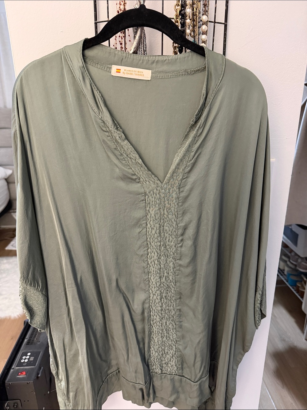 Relaxed V-Neck Smocked Tunic Top — Olive